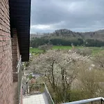 Апартаменты Traumferienwohnung Am Wald 2 *