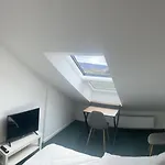 Апартаменты Traumferienwohnung Am Wald 2 *