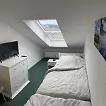 Апартаменты Traumferienwohnung Am Wald 2 Даун