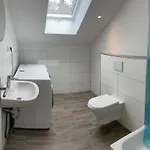 Апартаменты Traumferienwohnung Am Wald 2