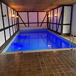 Апартаменты Traumferienwohnung Am Wald 2 *