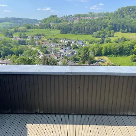 Daire Traumferienwohnung Am Wald 2 *