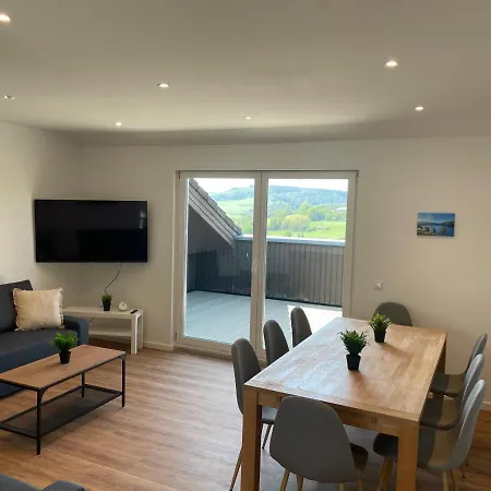 Апартаменты Traumhaus Am Wald 2