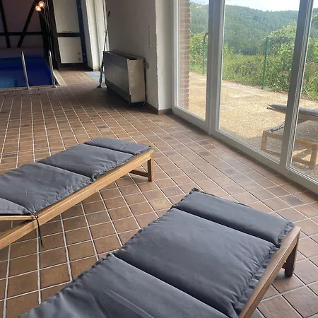 Apartment Traumhaus Am Wald 2 *